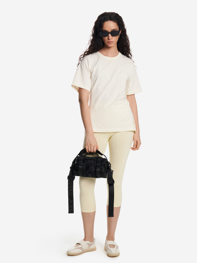 Футболка женская оверсайз Demix x AYTΛO