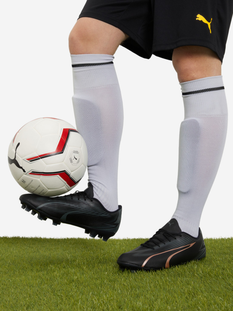 Бутсы мужские PUMA Ultra Play FG/AG