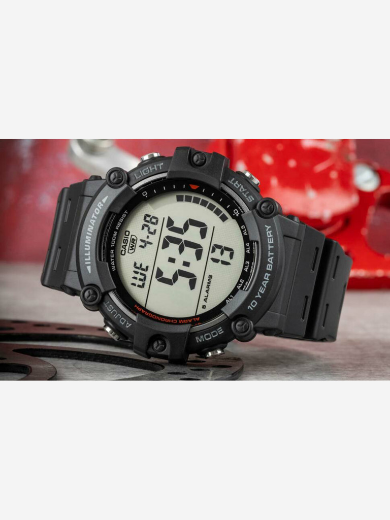 Спортивные часы CASIO ILLUMINATOR AE-1500WH-1A