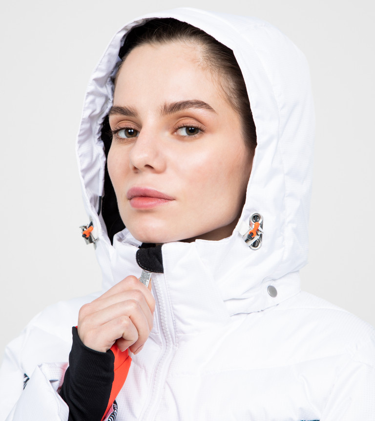 Пуховик женский IcePeak Elizabeth