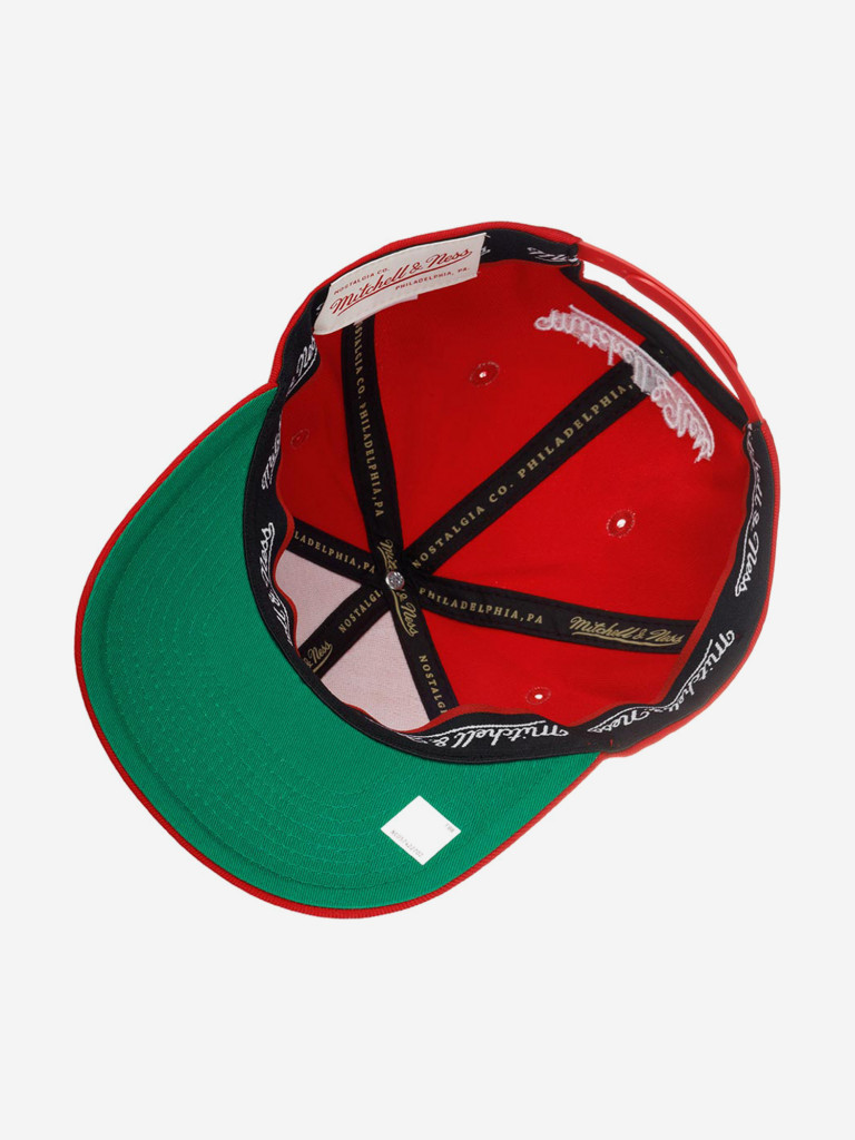 Бейсболка MITCHELL NESS HHSS3260-CBUYYPPPRED1 Chicago Bulls NBA (красный)