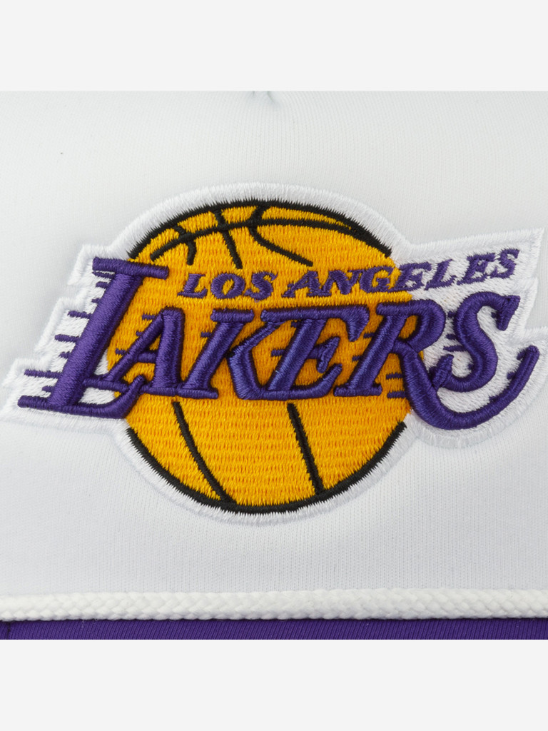 Бейсболка с сеточкой MITCHELL NESS HT8363-LALWHIT Los Angeles Lakers NBA
