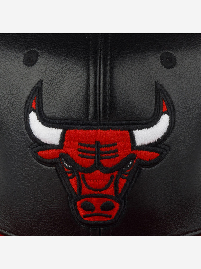 Бейсболка с прямым козырьком MITCHELL NESS 6HSSMM19224-CBUBKRD Chicago Bulls NBA