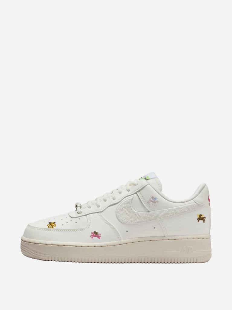 Кроссовки женские для скейтбординга Nike Air Force 1 Low