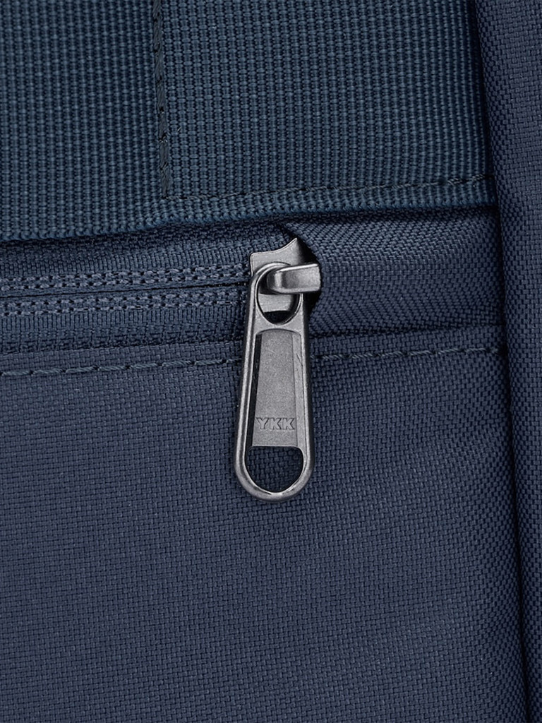 Рюкзак антивор Pacsafe GO 25, темно-синий, 25 л.