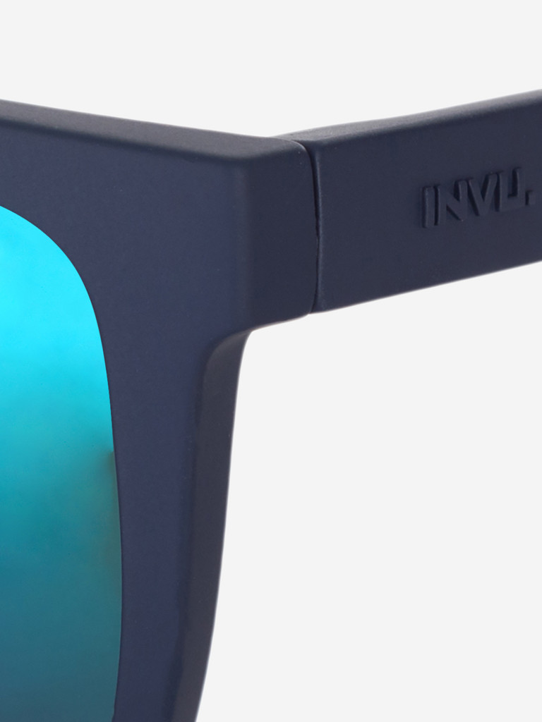 Солнцезащитные очки мужские Invu