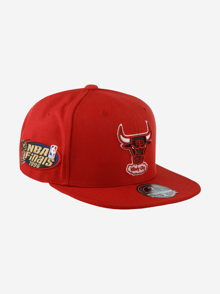 Бейсболка с прямым козырьком MITCHELL NESS HHSF4799-CBUYYPPPRED1 Chicago Bulls NBA (красный)