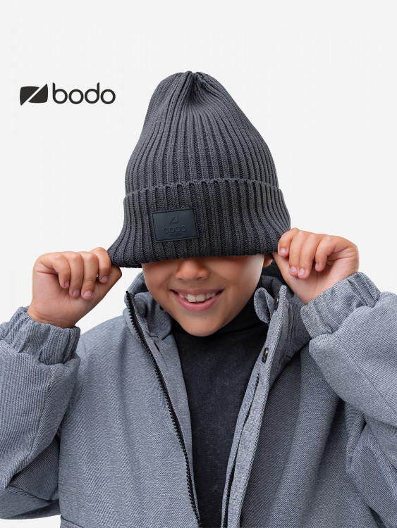 Вязаная шапка bodo