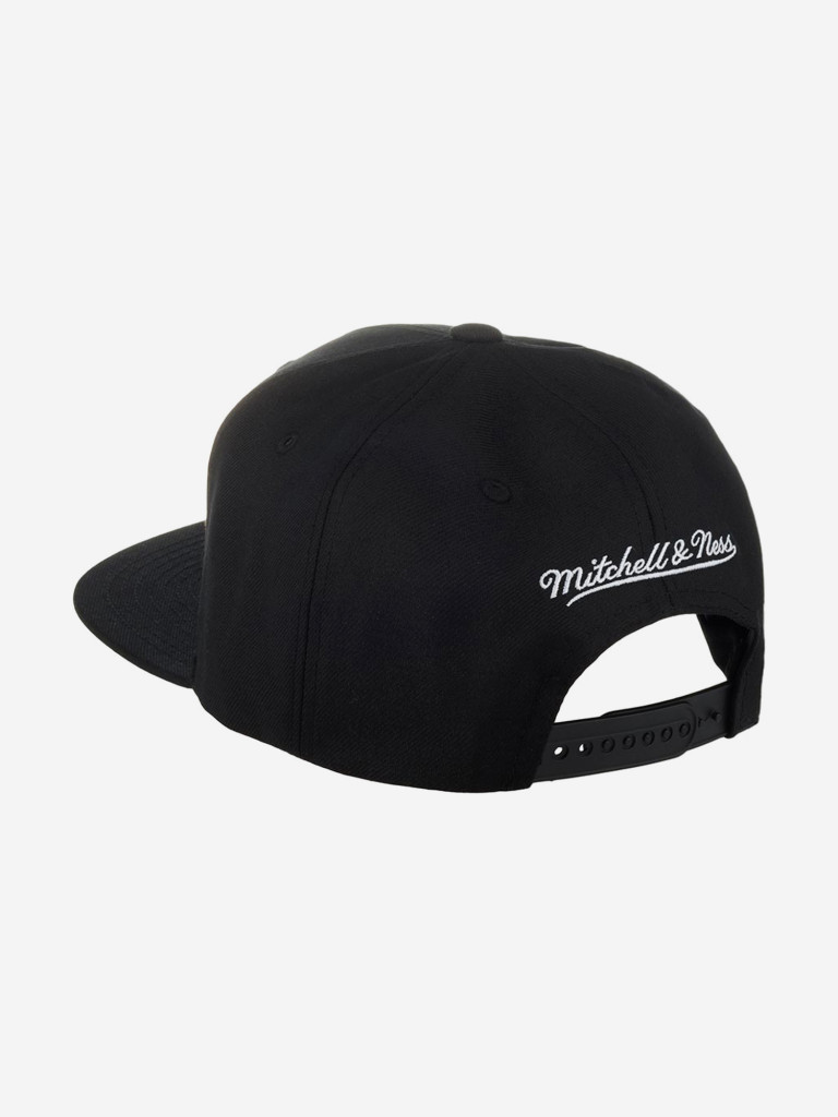 Бейсболка с прямым козырьком MITCHELL NESS HHSS5133-MHEYYPPPBLCK Miami Heat NBA (черный)