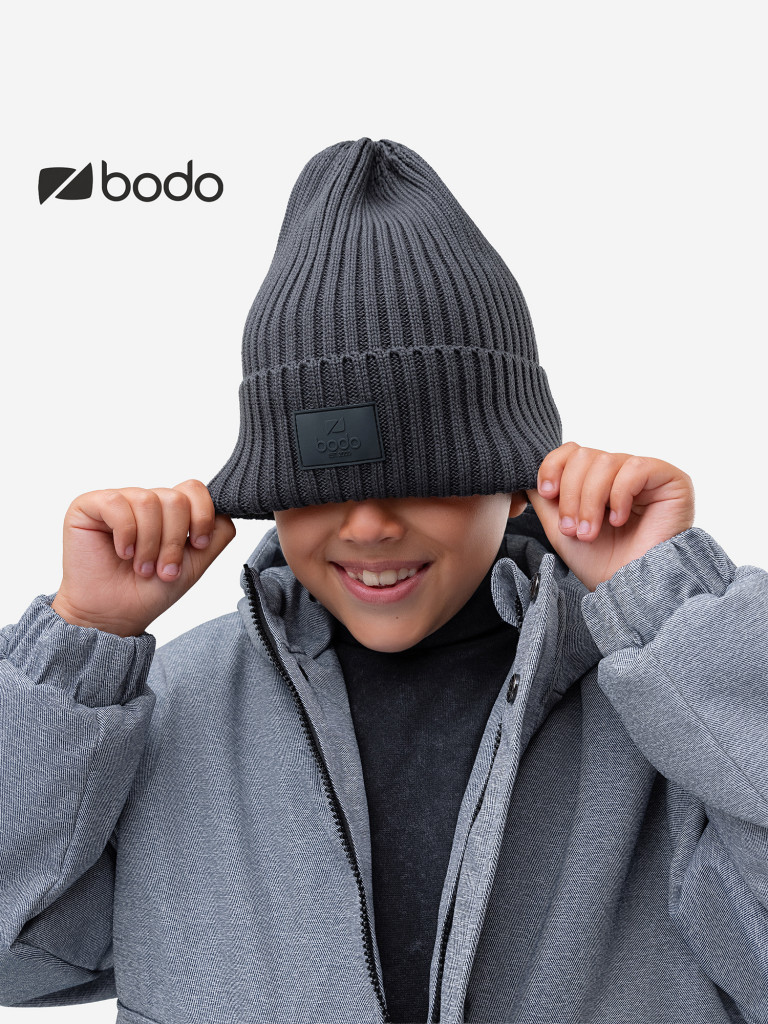 Вязаная шапка bodo