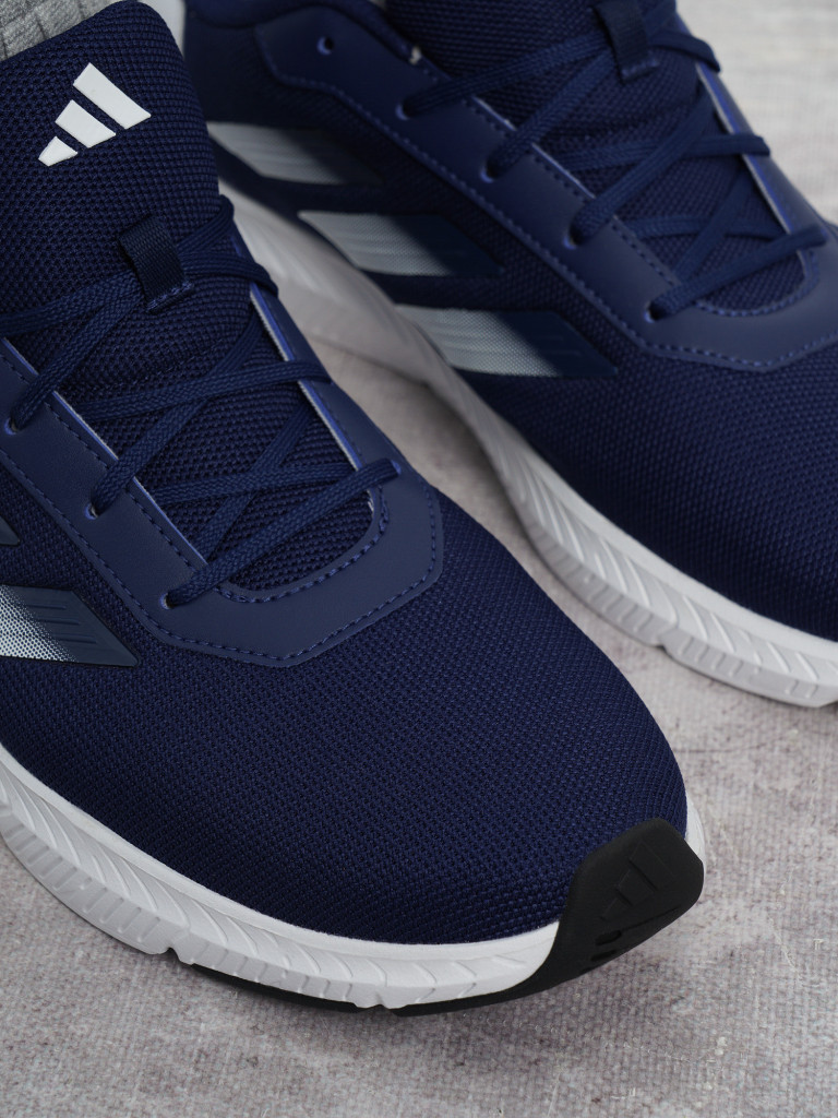 Кроссовки мужские adidas Runfleet