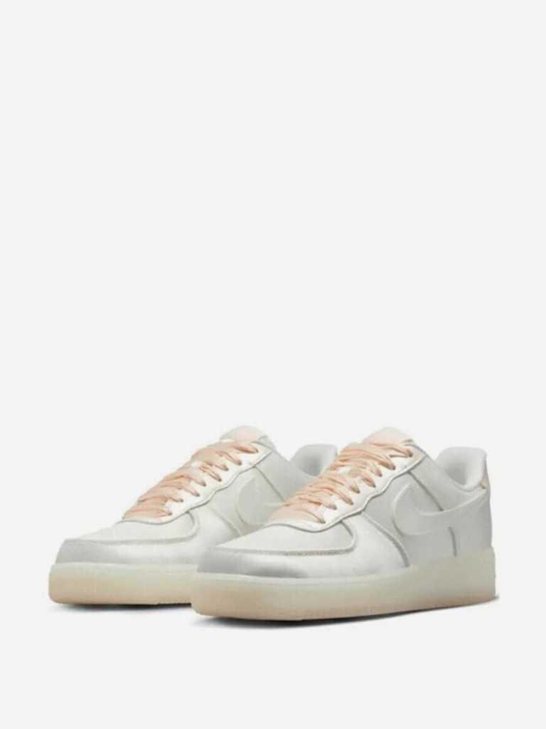 Кроссовки Nike Air Force 1 Low 07 LV8