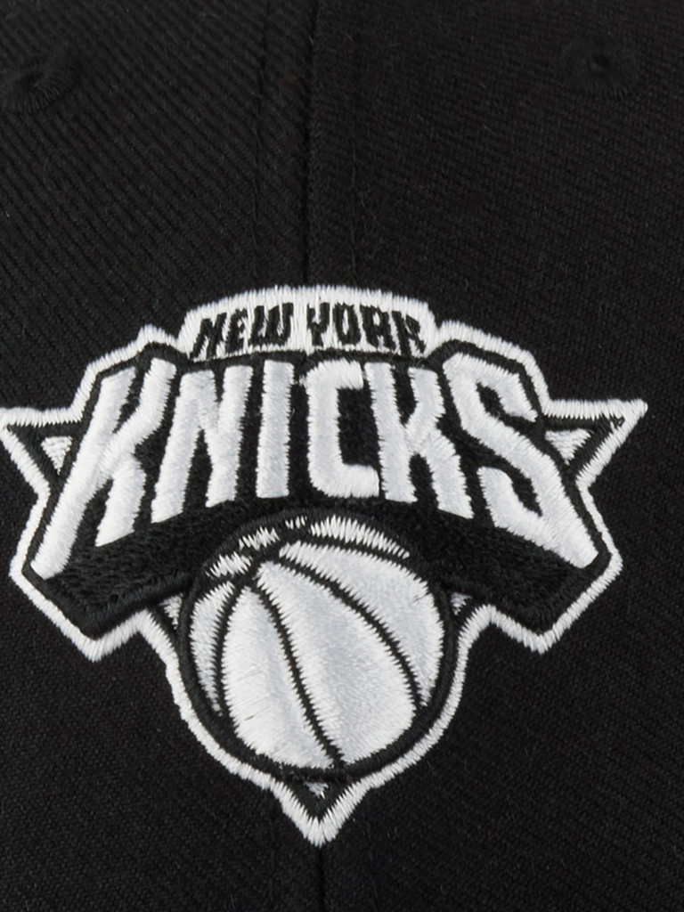 Бейсболка 47 BRAND K-MVP14WBV-BKW New York Knicks NBA (черный)