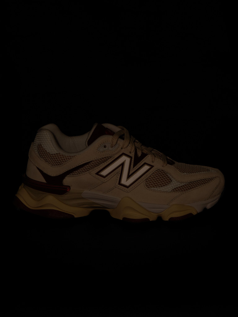 Кроссовки женские New Balance 9060