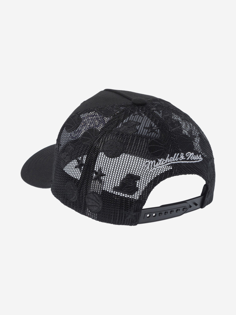 Бейсболка с сеточкой MITCHELL NESS HHSS7632-LALYYPPPBLCK Los Angeles Lakers NBA