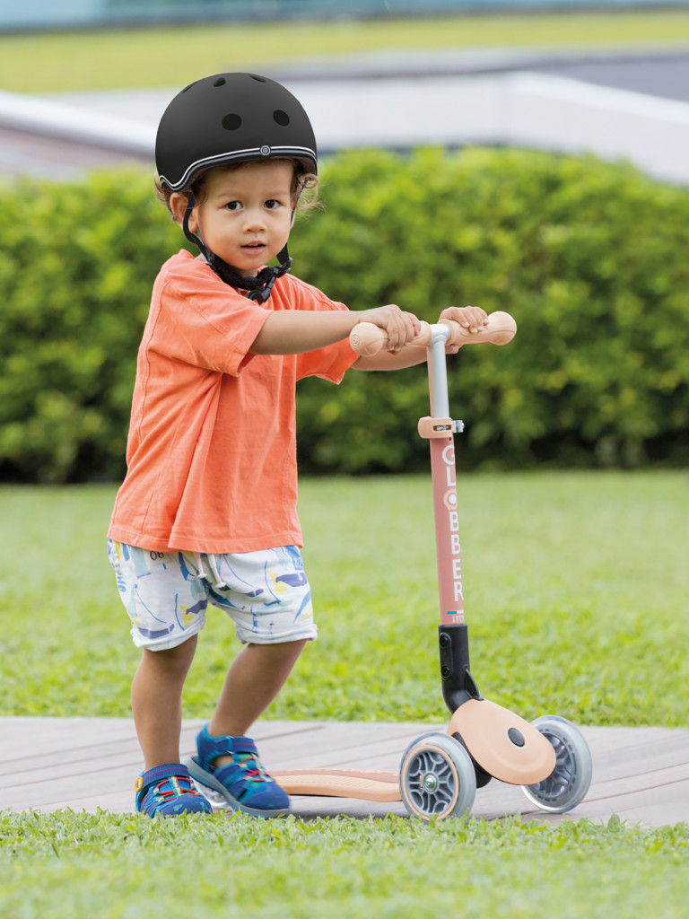 Самокат Globber JUNIOR FOLDABLE LIGHTS ECOLOGIC