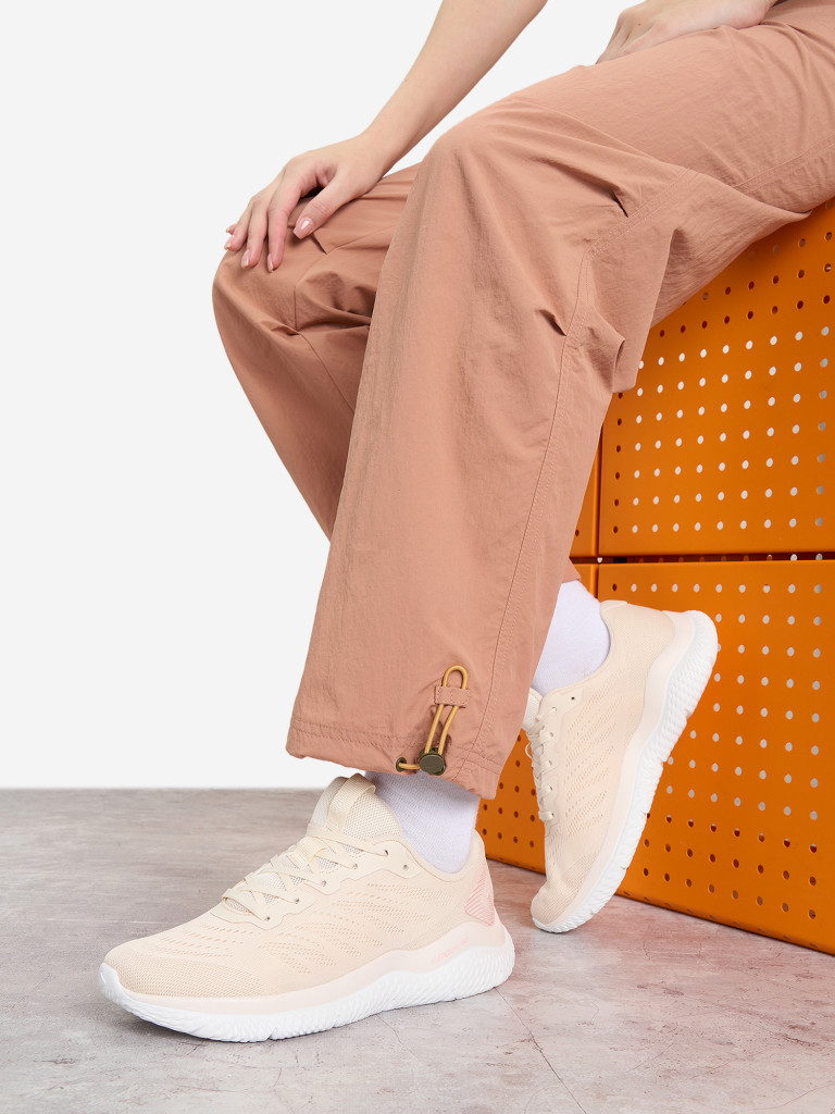 Кроссовки женские Demix Magus Tr 2