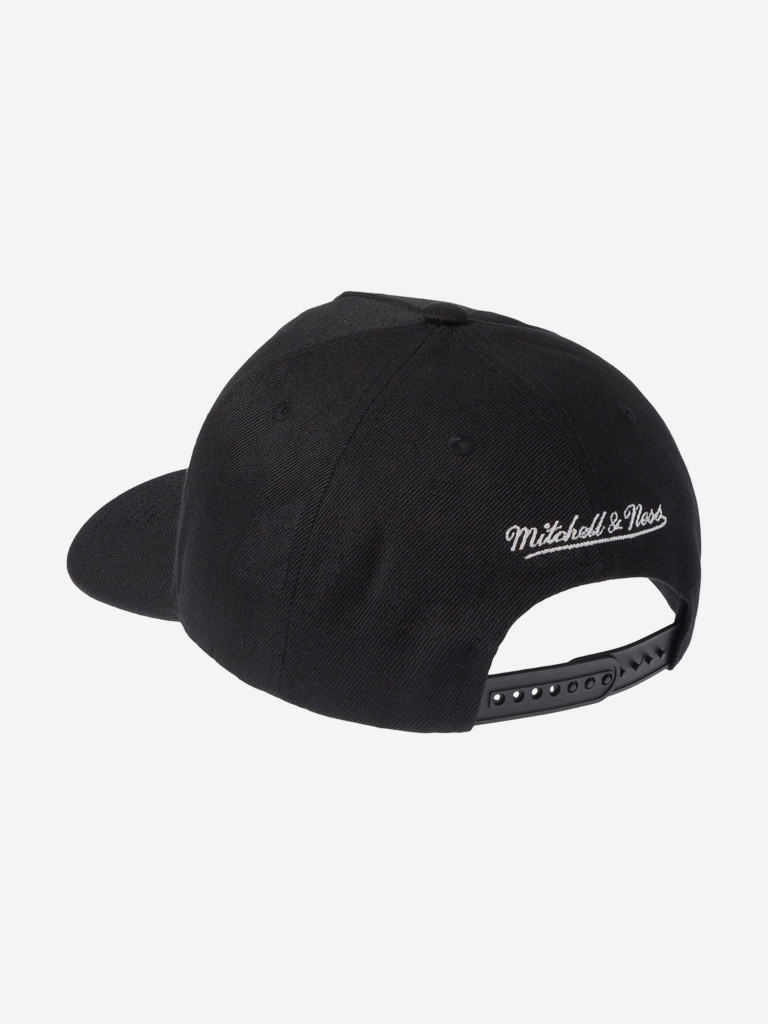 Бейсболка MITCHELL NESS HP12813-NYKBLCK New York Knicks NBA