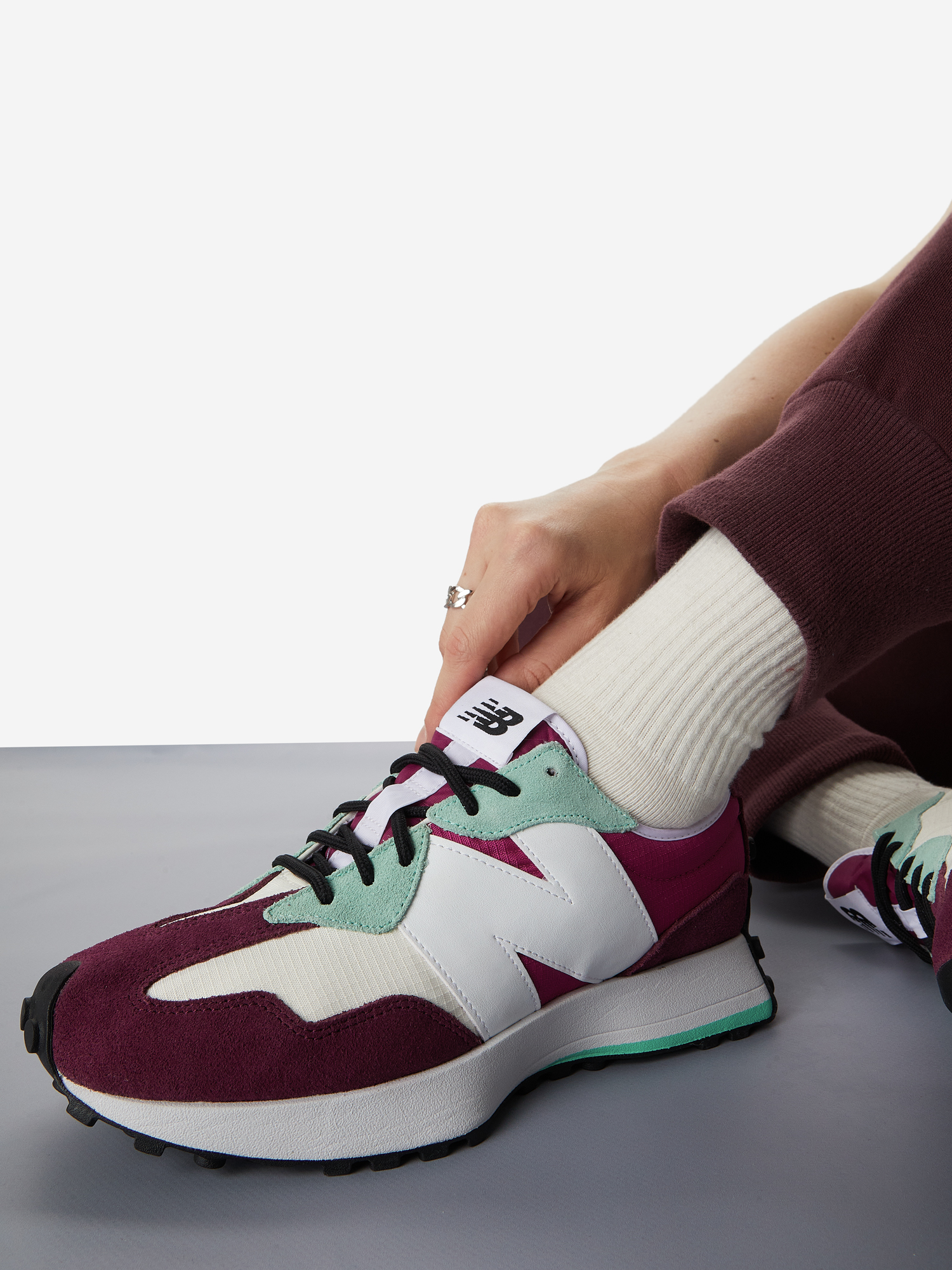 Кроссовки женские New Balance MS327