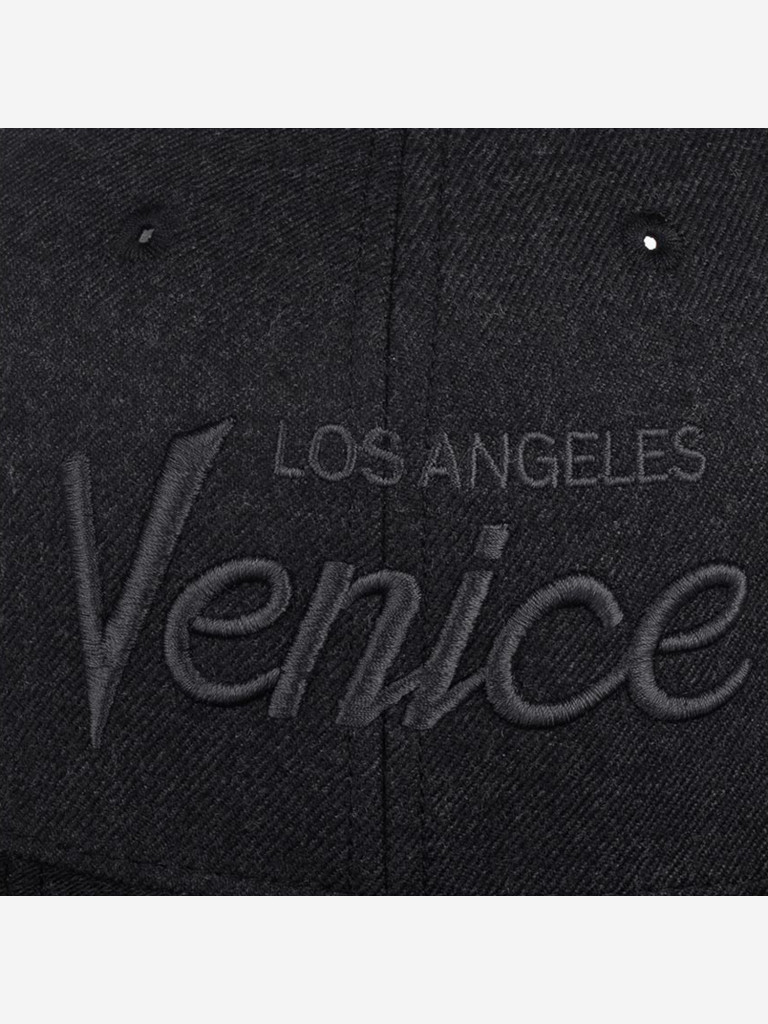 Бейсболка с прямым козырьком HOOD 100-MWL025-CA006-FT Venice Tonal 3D (черный)