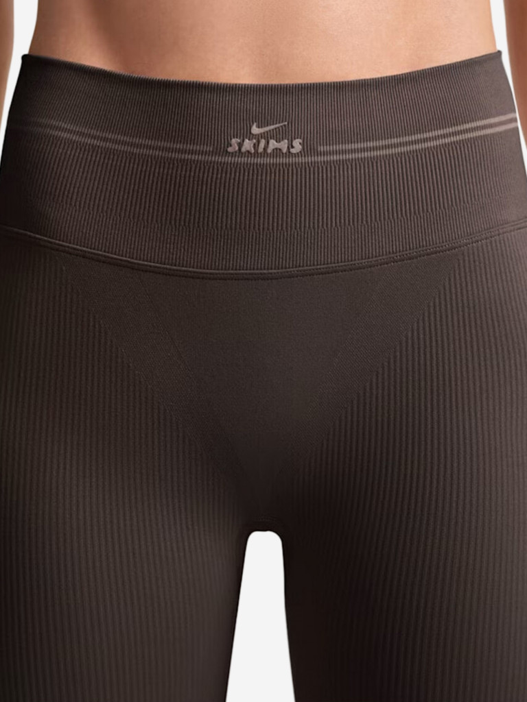 Легинсы женские бесшовные Nike SKIMS