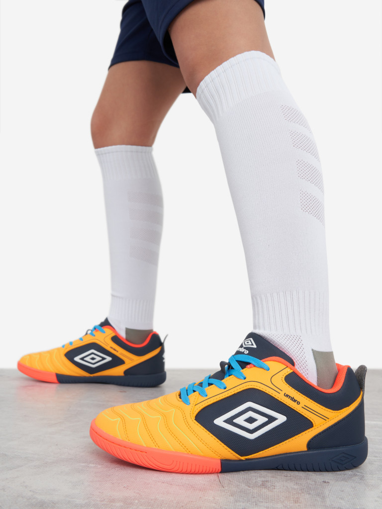 Бутсы для мальчиков Umbro Star Ic