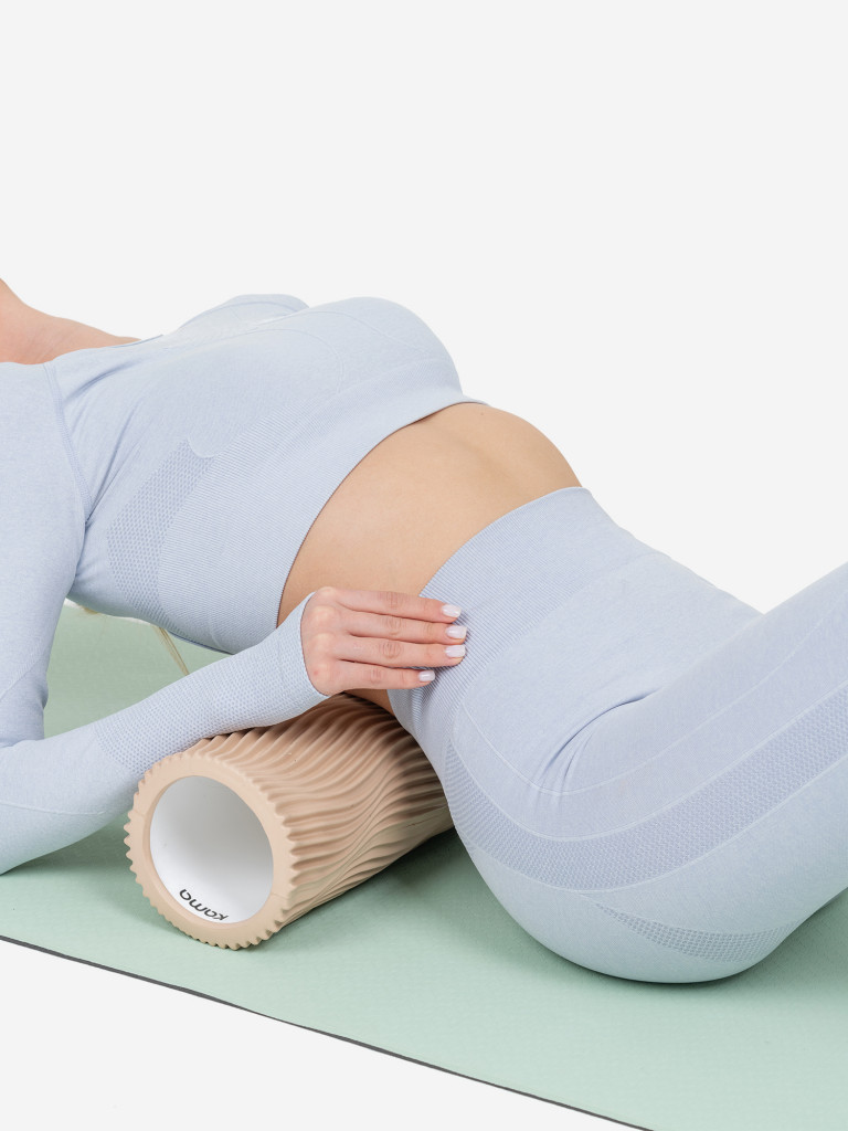 Валик для спины массажный Kama, 45x14 см