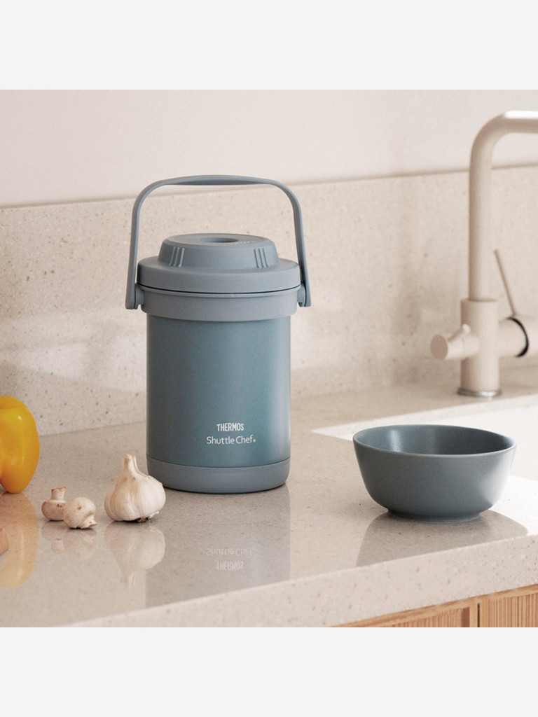 Термос с внутренней ёмкостью 1,8 л THERMOS TCRA-1801 синий