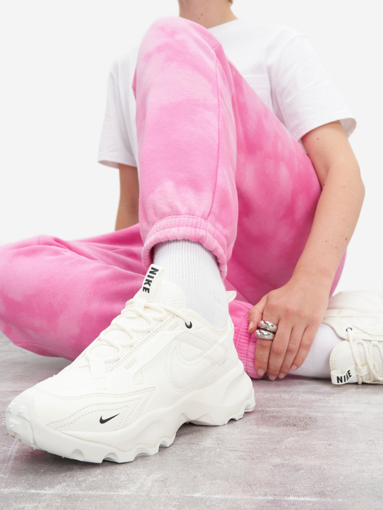 Кроссовки женские Nike TC 7900
