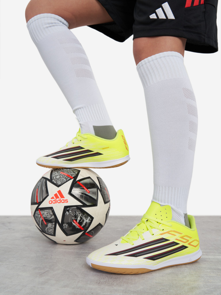 Бутсы для мальчиков adidas F50 Club In J