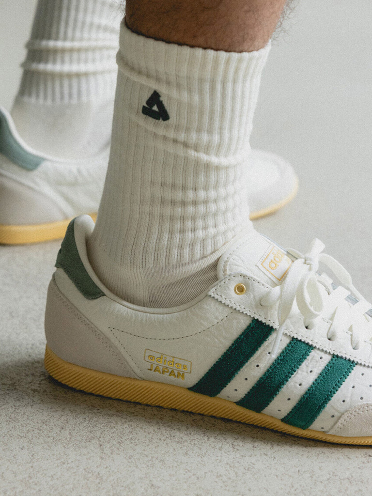 Кроссовки Adidas Japan W