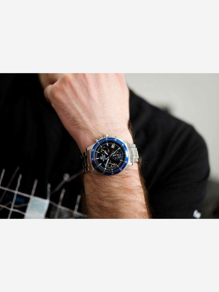 Спортивные часы CASIO EDIFICE EFV-540D-1A2