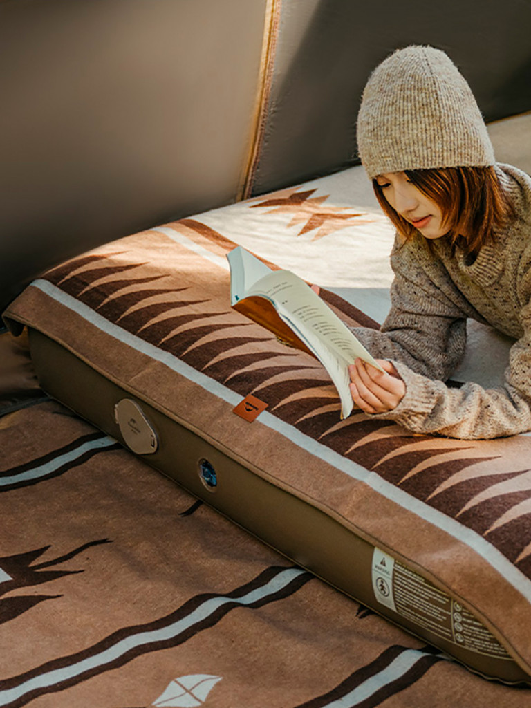 Теплый шерстяной плед Naturehike, коричневый