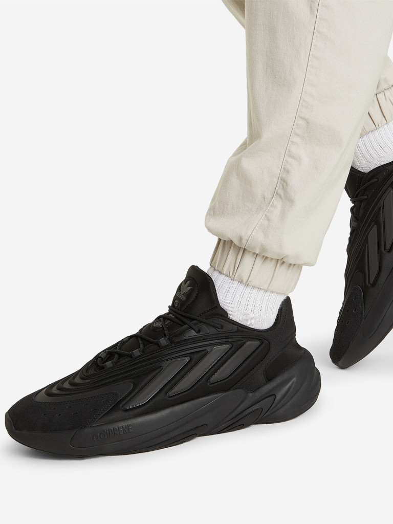 Кроссовки adidas Ozelia