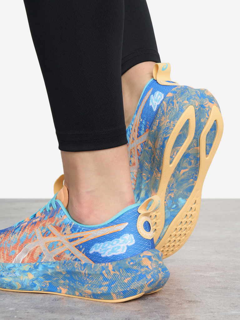 Кроссовки женские ASICS Noosa Tri 16