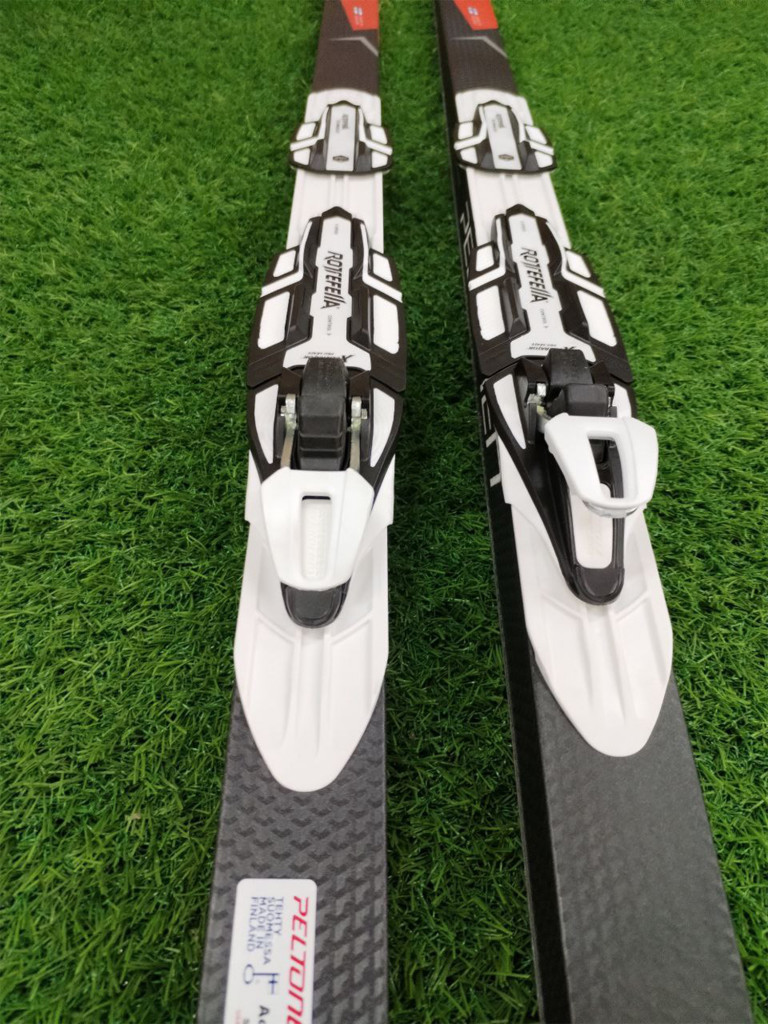 Лыжный комплект PELTONEN ACADIA Skate 193 см Stiff с креплениями NIS Xcelerator Pro Skate