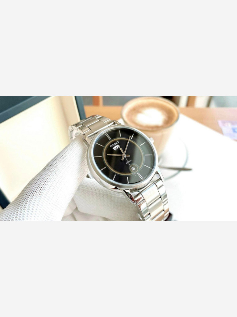 Наручные часы CASIO