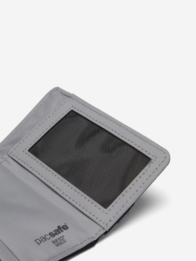 Кошелек антивор Pacsafe RFIDsafe trifold wallet, Black