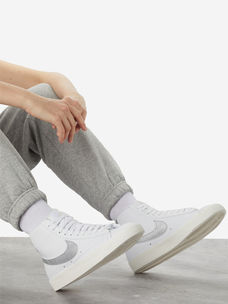 Кеды женские Nike Blazer Mid '77 ESS