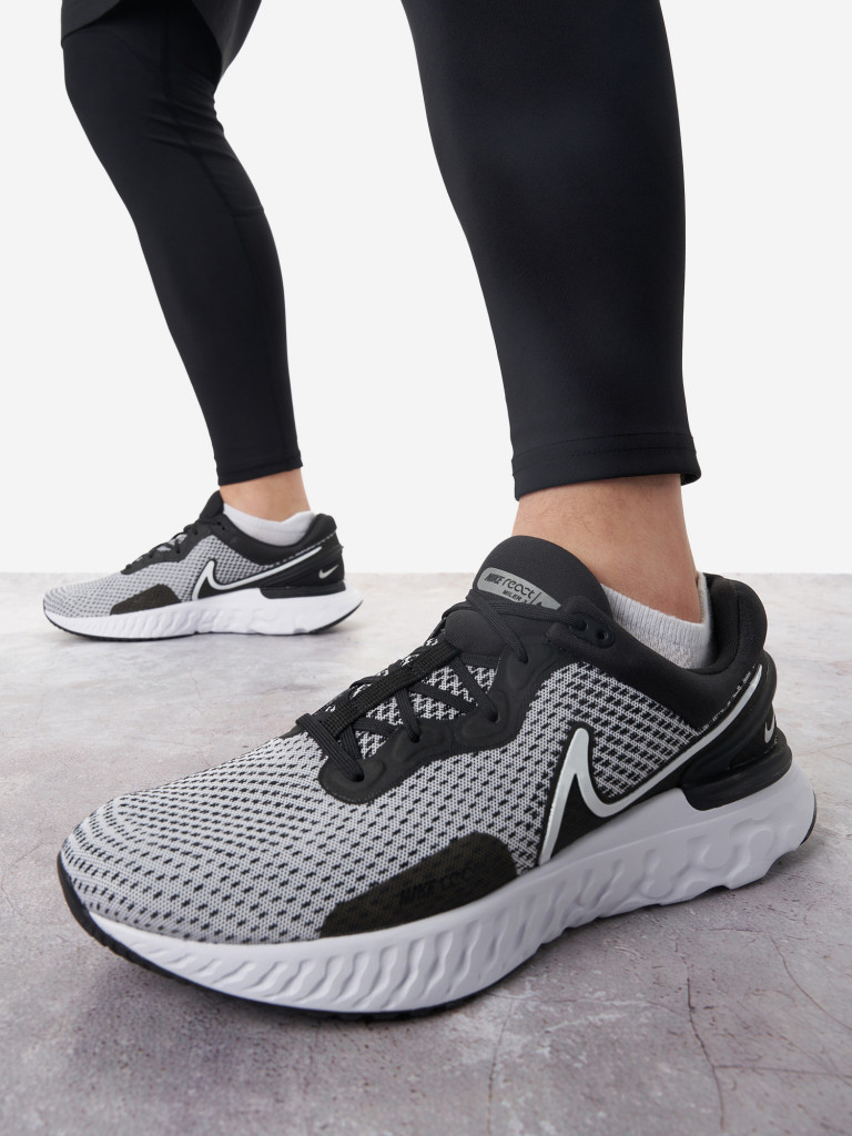 Кроссовки мужские Nike React Miller 3