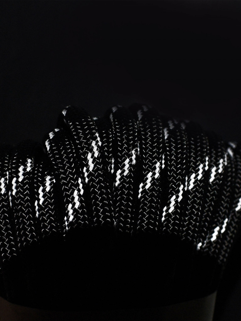 Паракорд 550 T-Gear x CORD nylon 10м световозвращающий (Black)