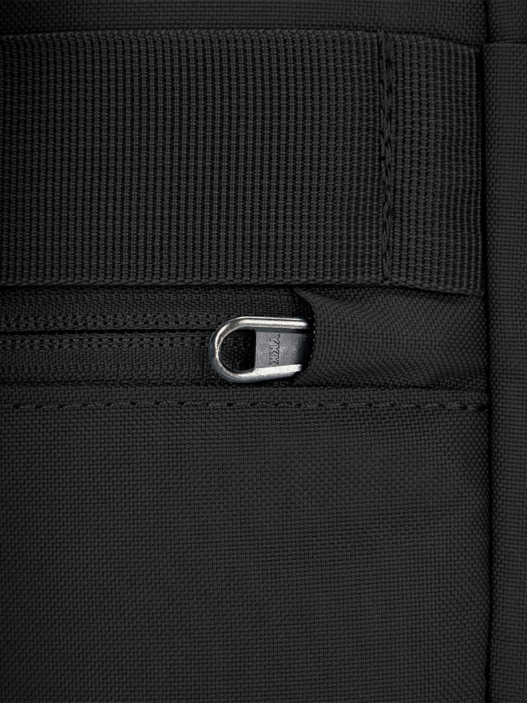 Рюкзак антивор Pacsafe GO 15, черная смола, 15 л.