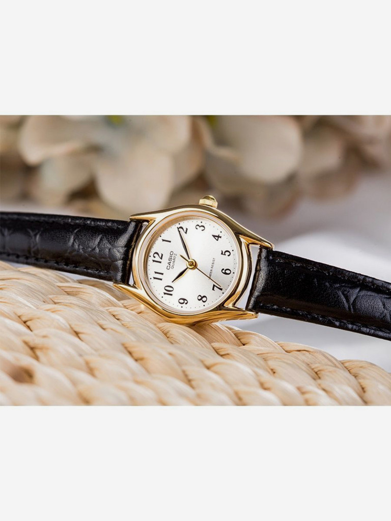 Наручные часы CASIO