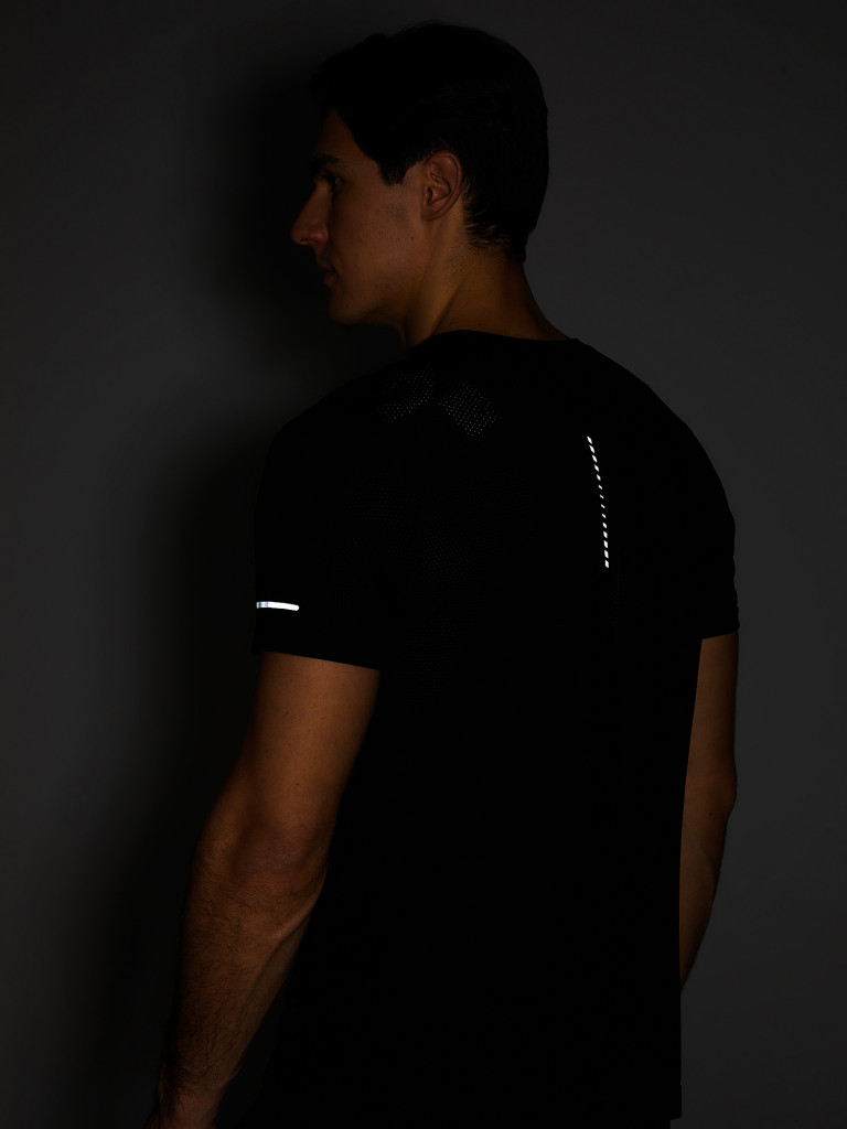 Футболка мужская ASICS Ventilate Seamless