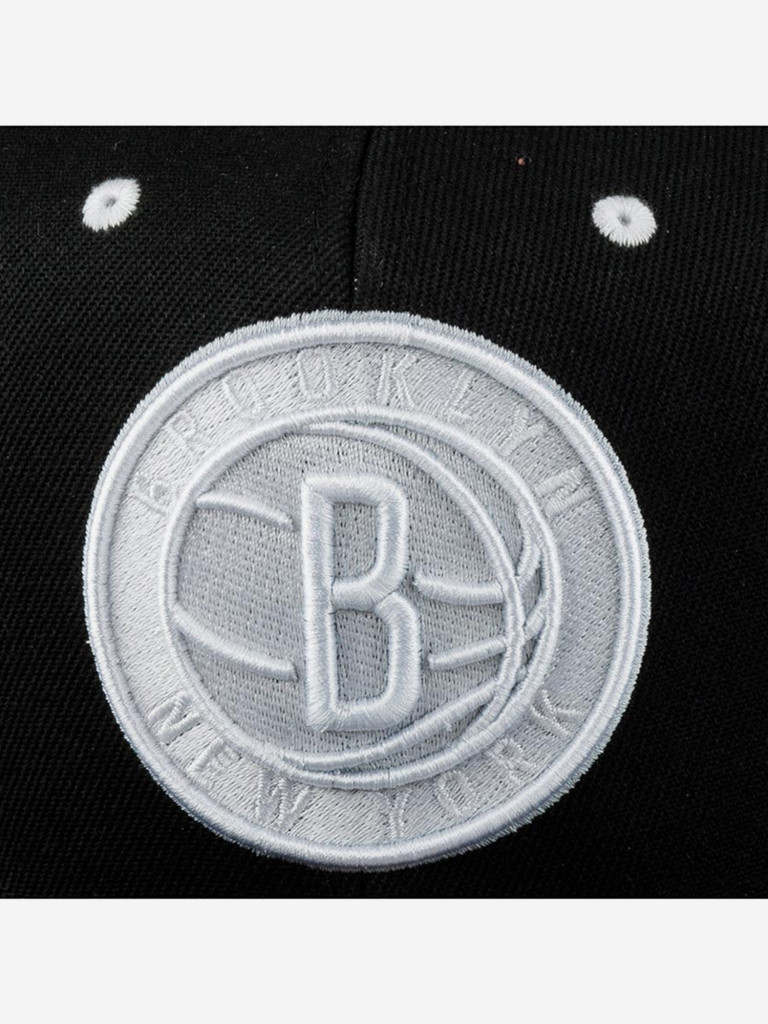 Бейсболка с прямым козырьком MITCHELL NESS 6HSSMM20202-BNEBLCK Brooklyn Nets NBA