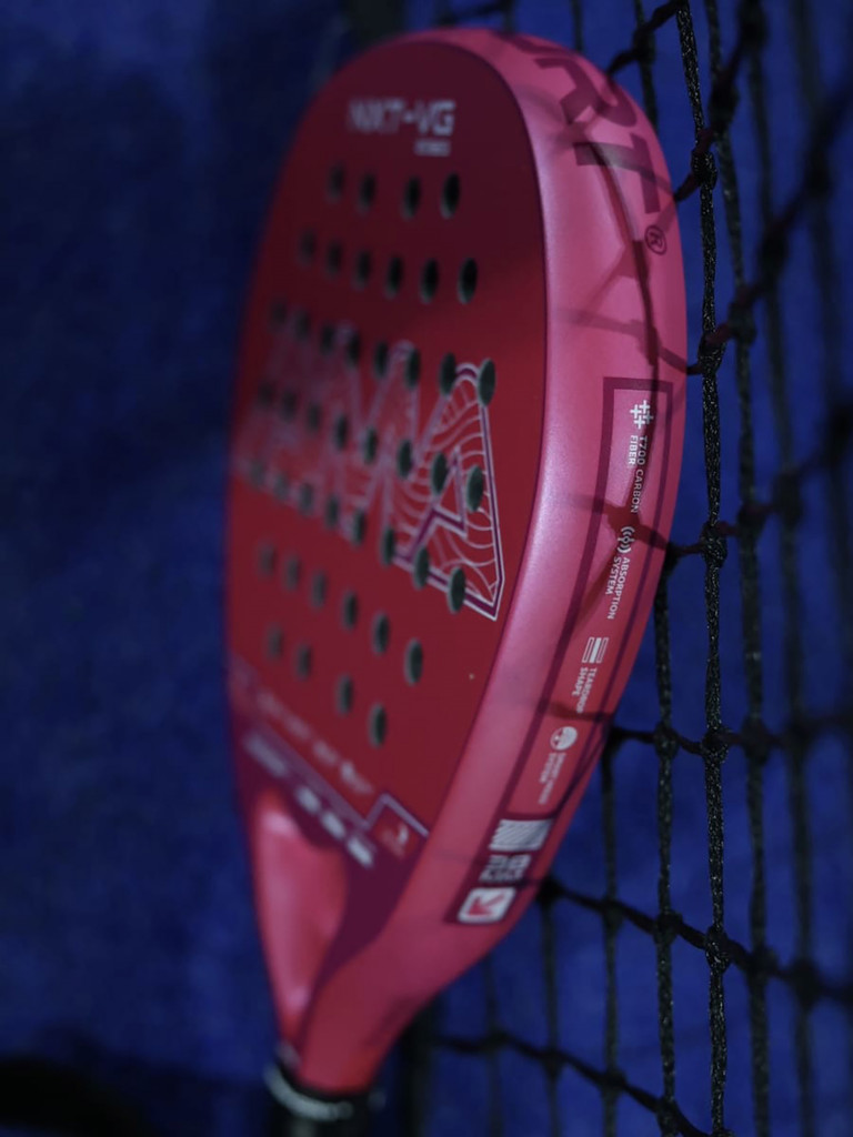 Ракетка для падел-тенниса AMA, форма - бриллиант, баланс - нейтральный