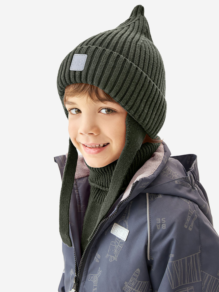 Комплект шапка и манишка NIKASTYLE