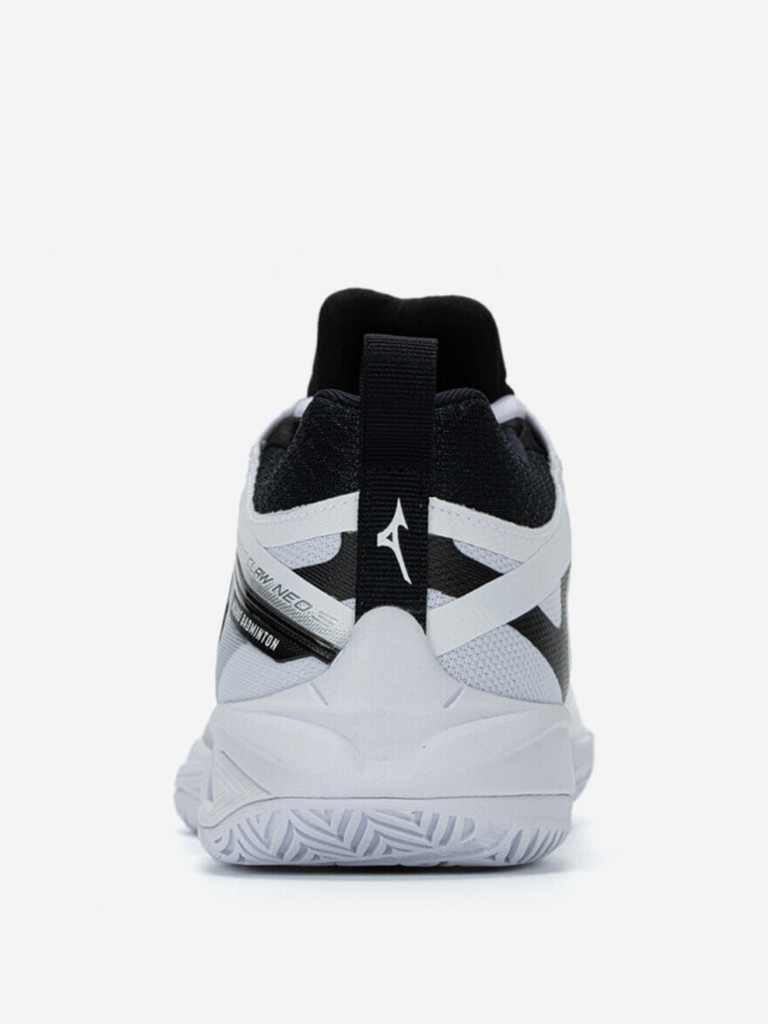 Кроссовки Mizuno WAVE CLAW NEO 3
