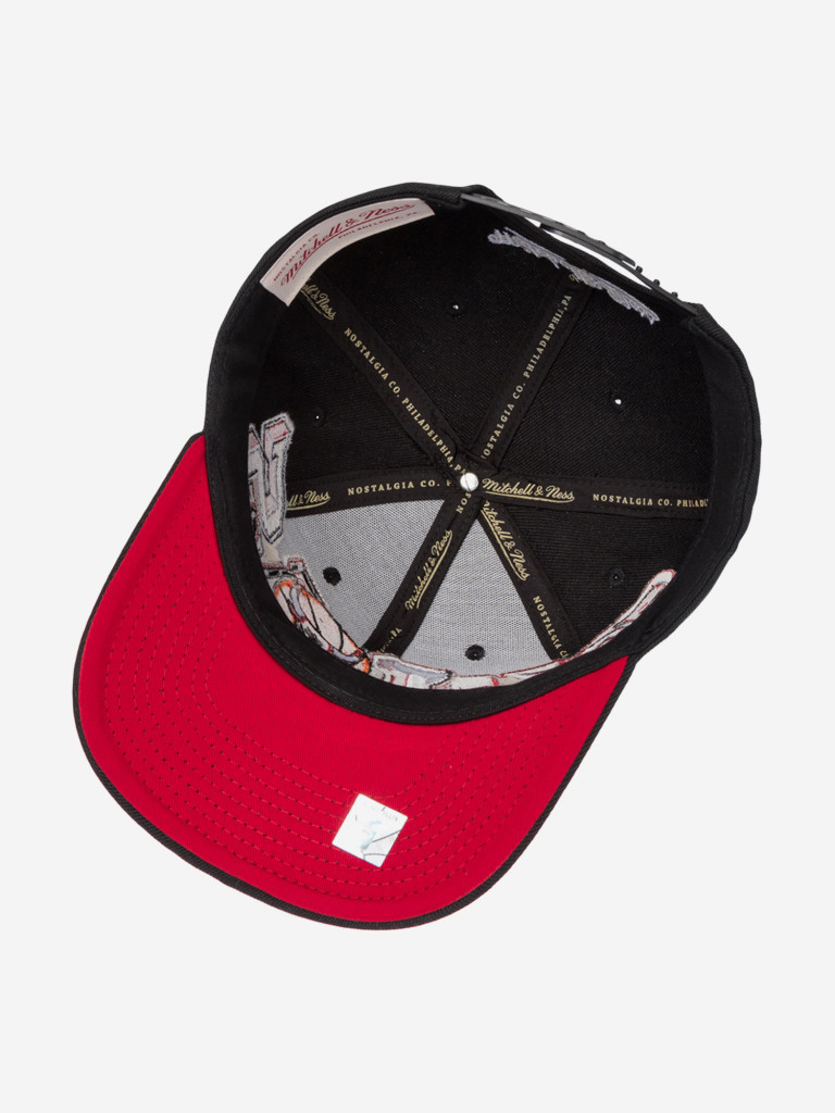 Бейсболка MITCHELL NESS HP10412-CBUBLCK Chicago Bulls NBA (черный)