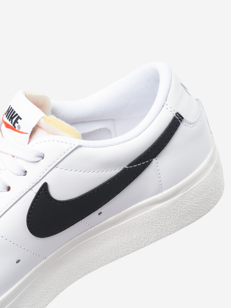 Nike Blazer Low Platform